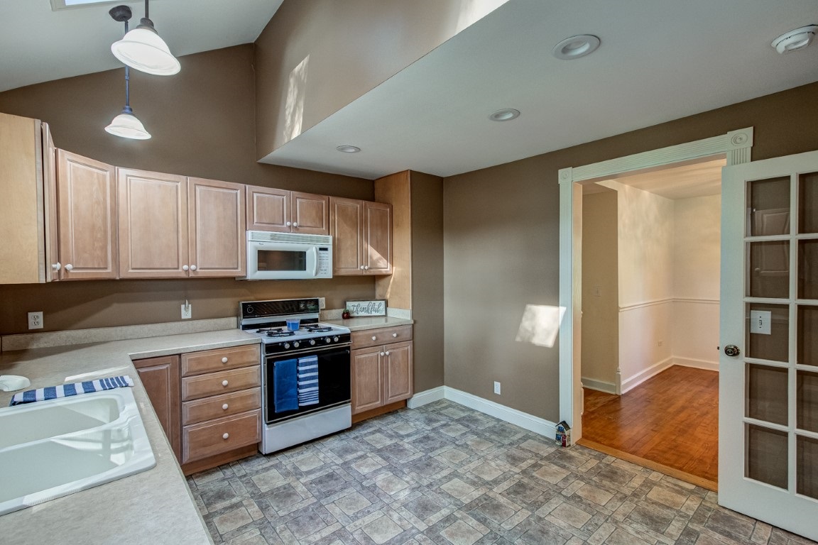 6510 Newburgh Road Evansville, IN 47715 - Photo 22 of 36 Gallery Image 22