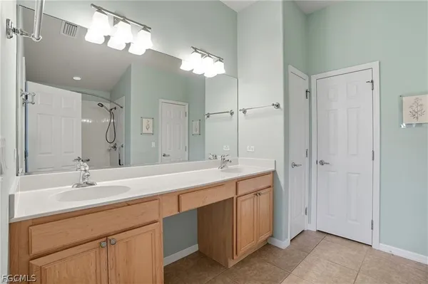 $2,400 | 2427 Woodbourne Place, Cape Coral, FL 33991