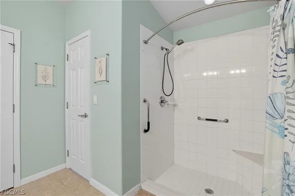 $2,400 | 2427 Woodbourne Place, Cape Coral, FL 33991