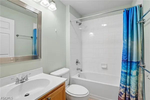 $2,400 | 2427 Woodbourne Place, Cape Coral, FL 33991