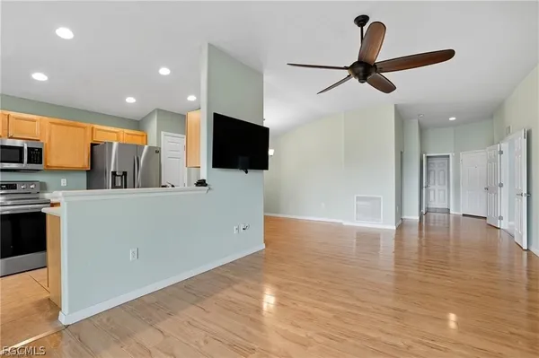 $2,400 | 2427 Woodbourne Place, Cape Coral, FL 33991