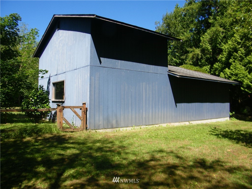 7947 Carson Road Blaine, WA 98230 - Photo 16 of 22