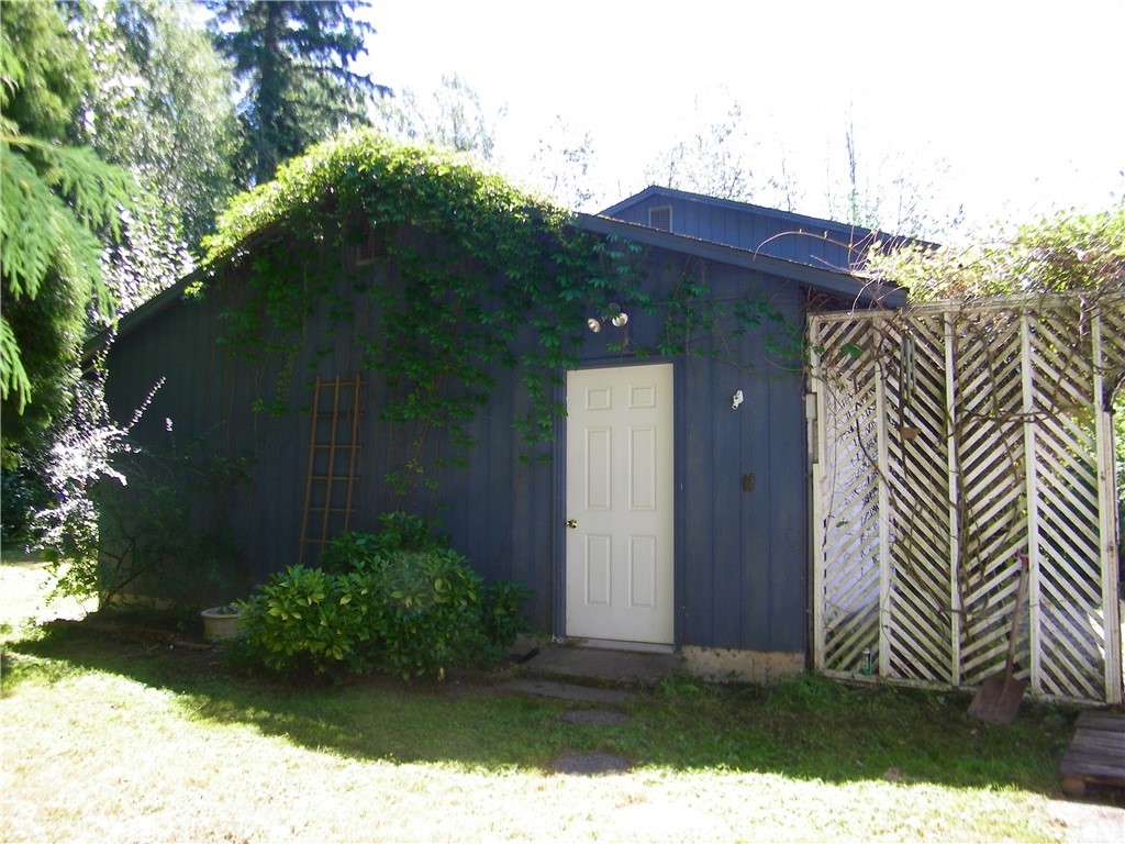 7947 Carson Road Blaine, WA 98230 - Photo 4 of 22