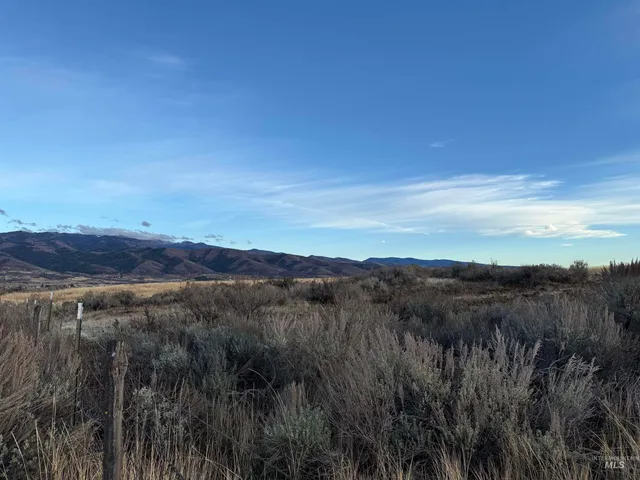 $299,000 | Tbd Tbd Deer Loop Road, Council, ID 83612