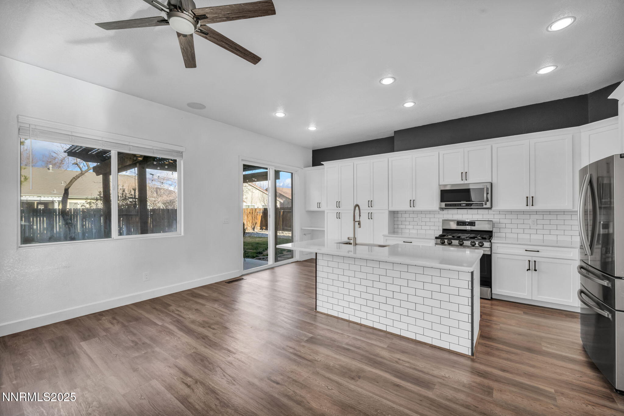 9638 Thunder Mountain Way Reno, NV 89521 - Photo 11 of 38 MLS14