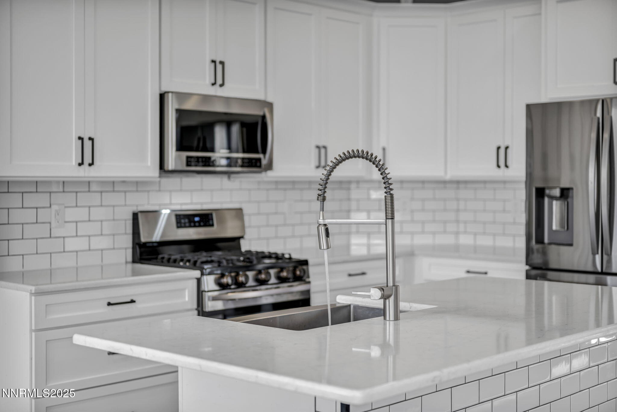 9638 Thunder Mountain Way Reno, NV 89521 - Photo 15 of 38 MLS18