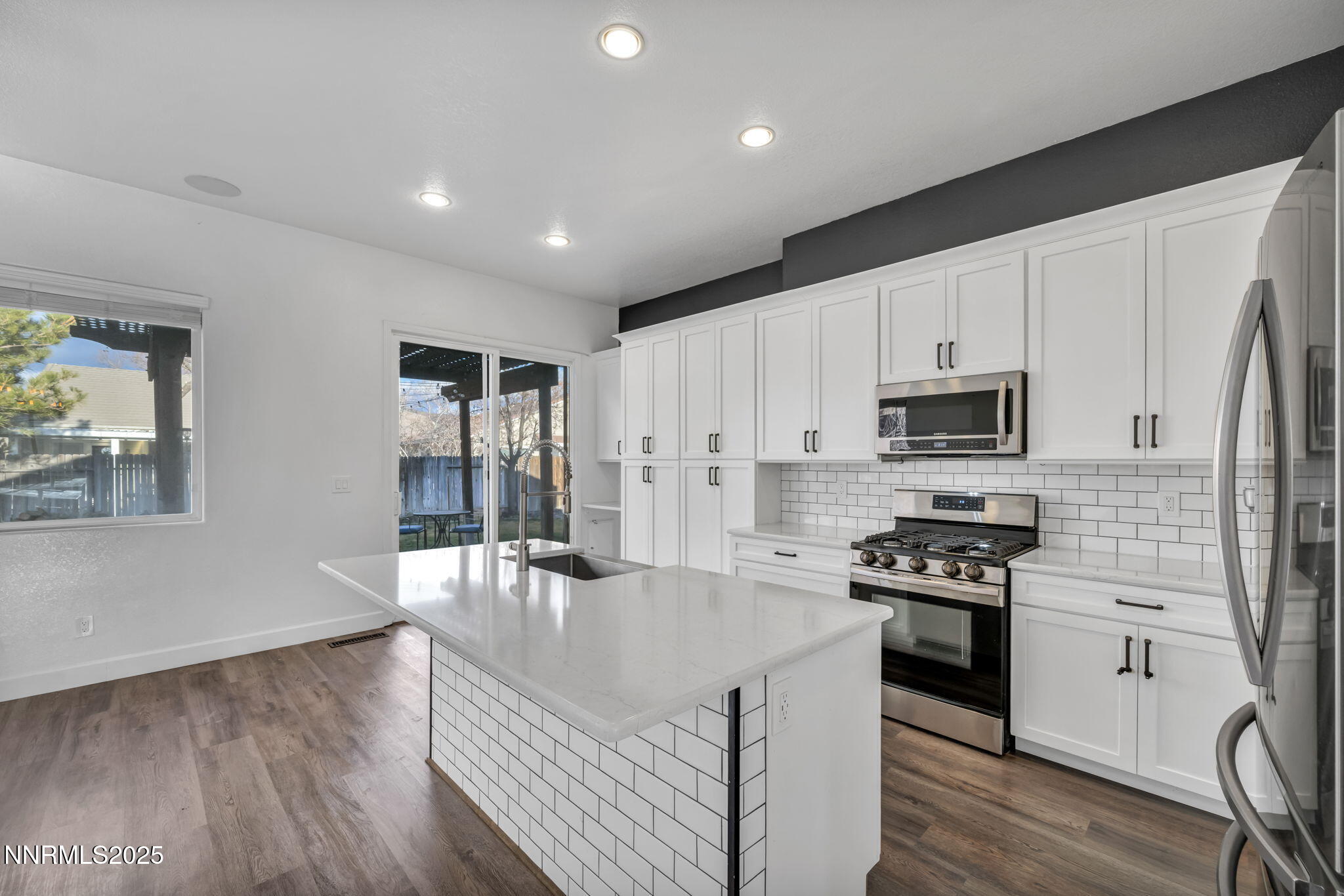 9638 Thunder Mountain Way Reno, NV 89521 - Photo 7 of 38 MLS10