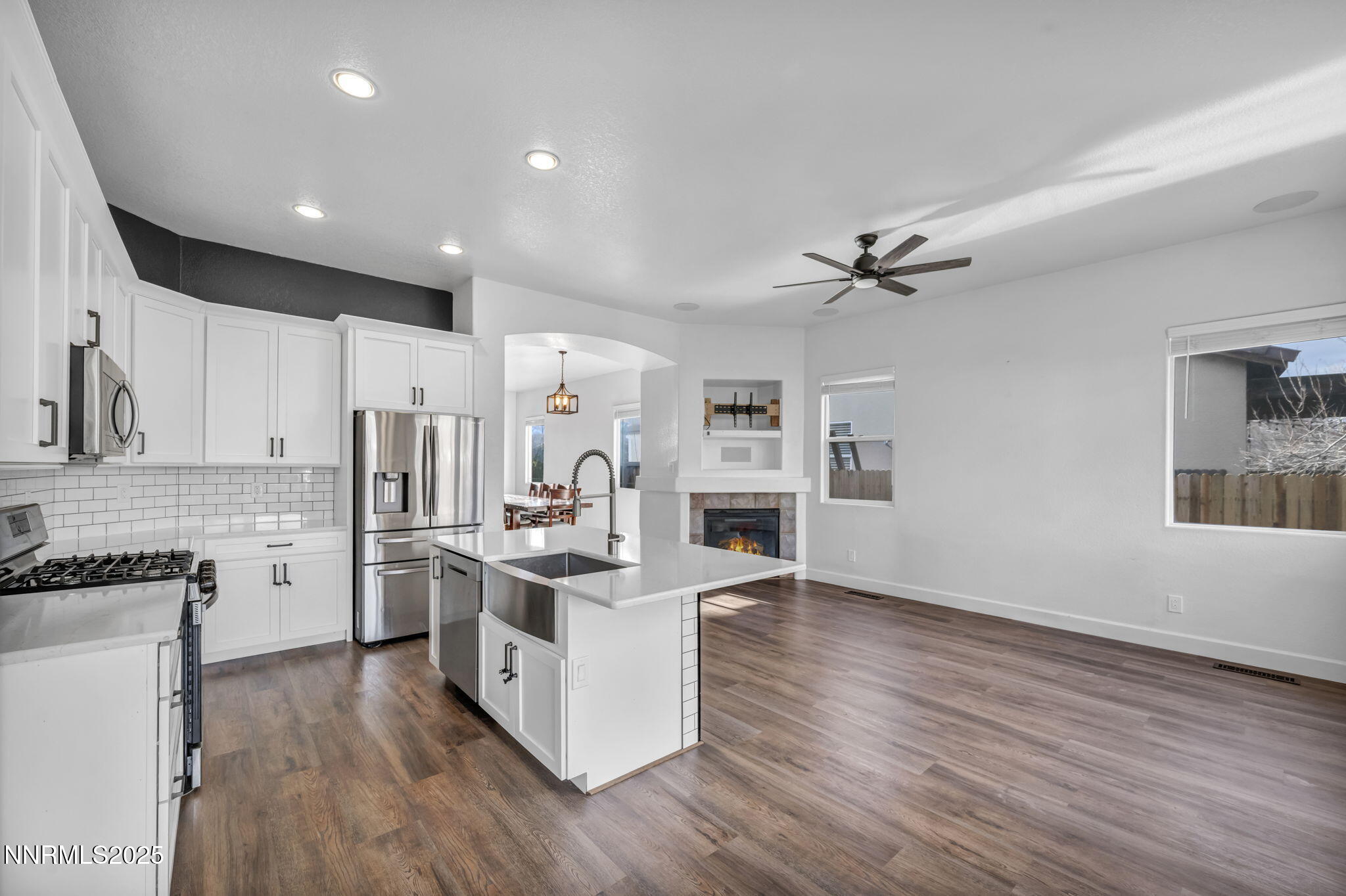 9638 Thunder Mountain Way Reno, NV 89521 - Photo 10 of 38 MLS13