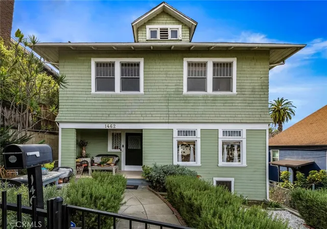$1,350,000 | 1462 Sunset Boulevard, Los Angeles, CA 90026