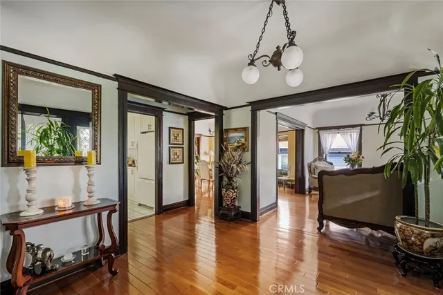 $1,350,000 | 1462 Sunset Boulevard, Los Angeles, CA 90026