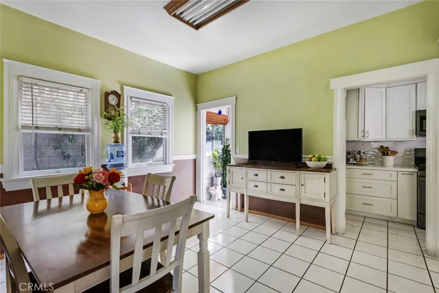 $1,350,000 | 1462 Sunset Boulevard, Los Angeles, CA 90026