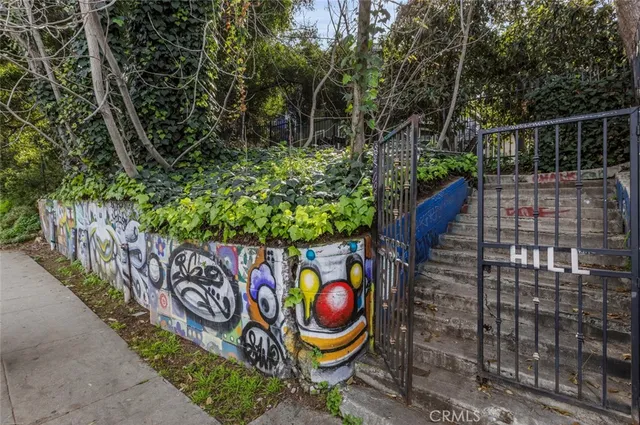 $1,350,000 | 1462 Sunset Boulevard, Los Angeles, CA 90026