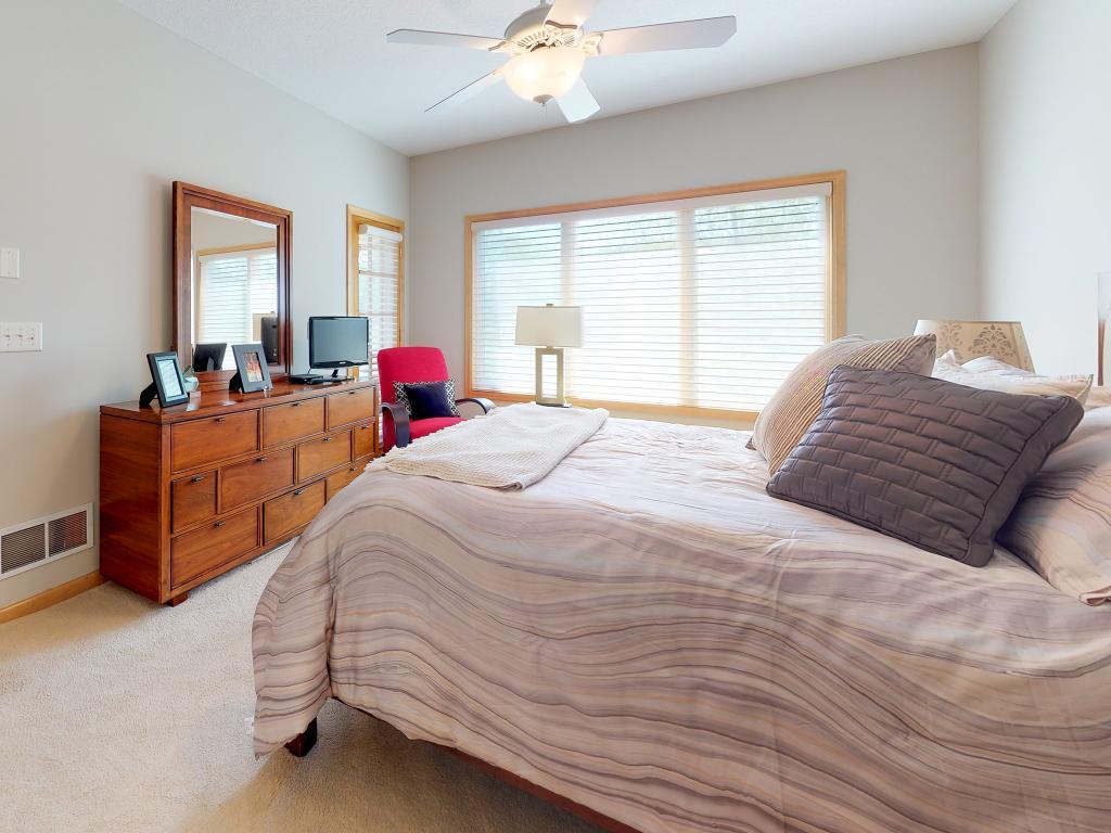 292 Grace Pointe Court Wayzata, MN 55391 - Photo 11 of 25