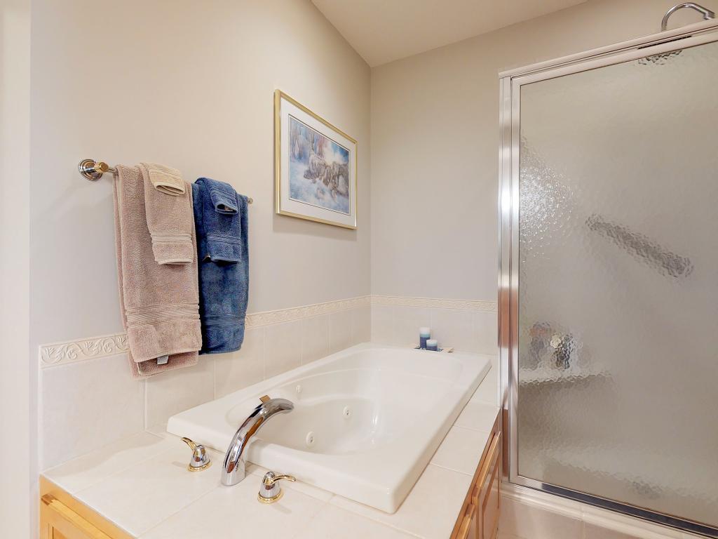 292 Grace Pointe Court Wayzata, MN 55391 - Photo 13 of 25
