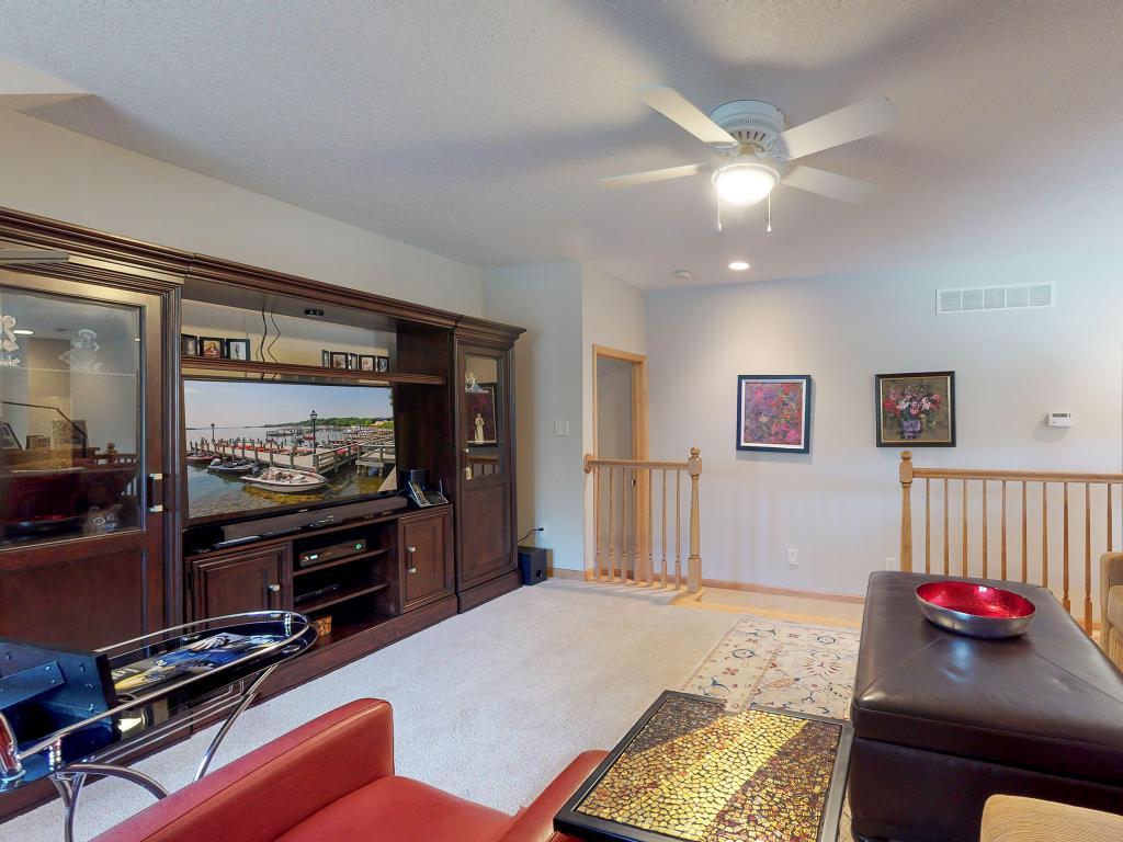 292 Grace Pointe Court Wayzata, MN 55391 - Photo 16 of 25