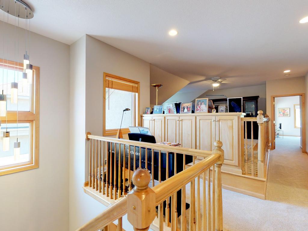 292 Grace Pointe Court Wayzata, MN 55391 - Photo 17 of 25