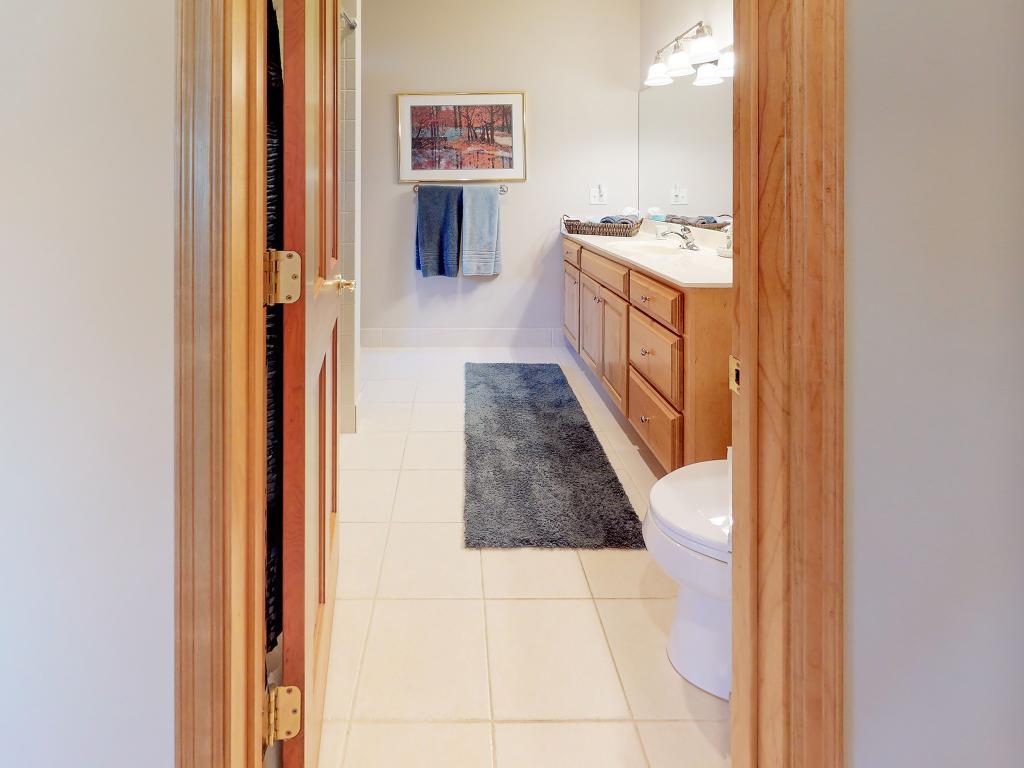 292 Grace Pointe Court Wayzata, MN 55391 - Photo 21 of 25