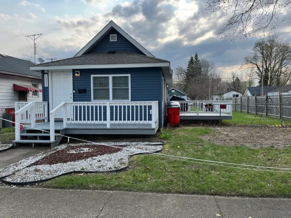 $126,000 | 1221 Pearl Street, Benton Harbor, MI 49022