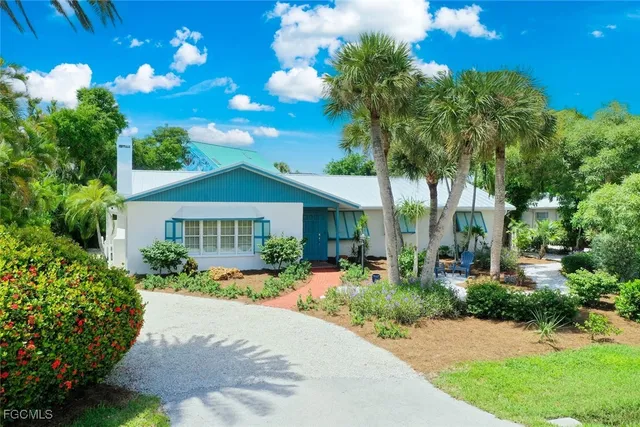 $947,000 | 513 Rabbit Road, Sanibel, FL 33957