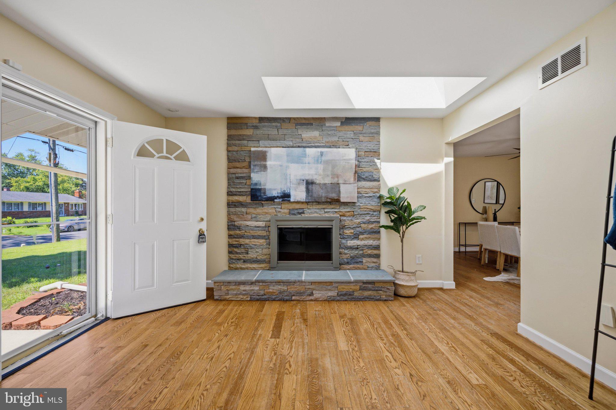 796 Evergreen Road Severn, MD 21144 - Photo 7 of 58 Gallery Image 7