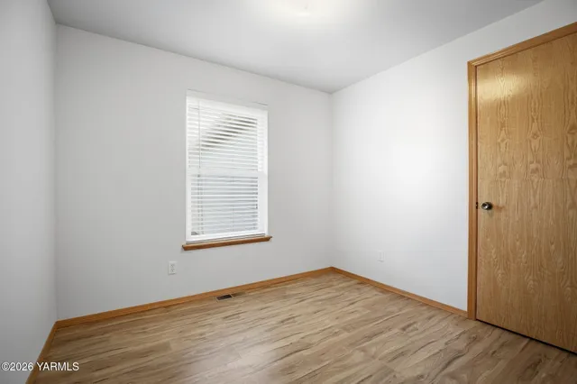 $395,000 | 7702 Douglas Drive, Yakima, WA 98908