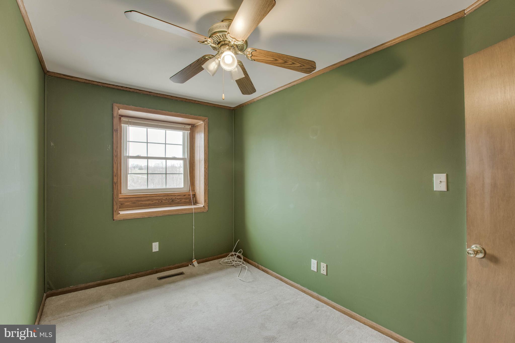 957 Elm Road Baltimore, MD 21227 - Photo 18 of 30 Bedroom