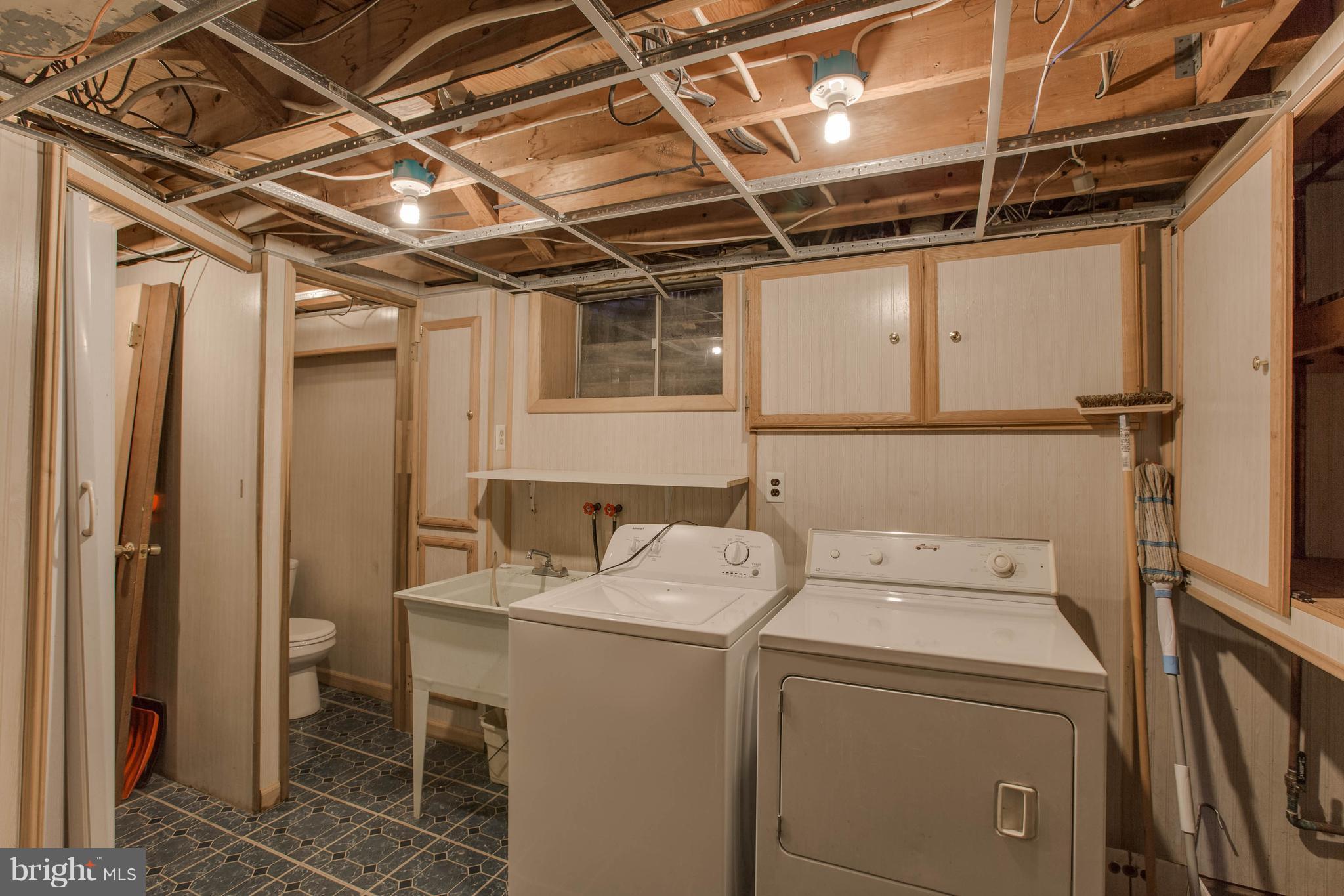 957 Elm Road Baltimore, MD 21227 - Photo 24 of 30 Basement