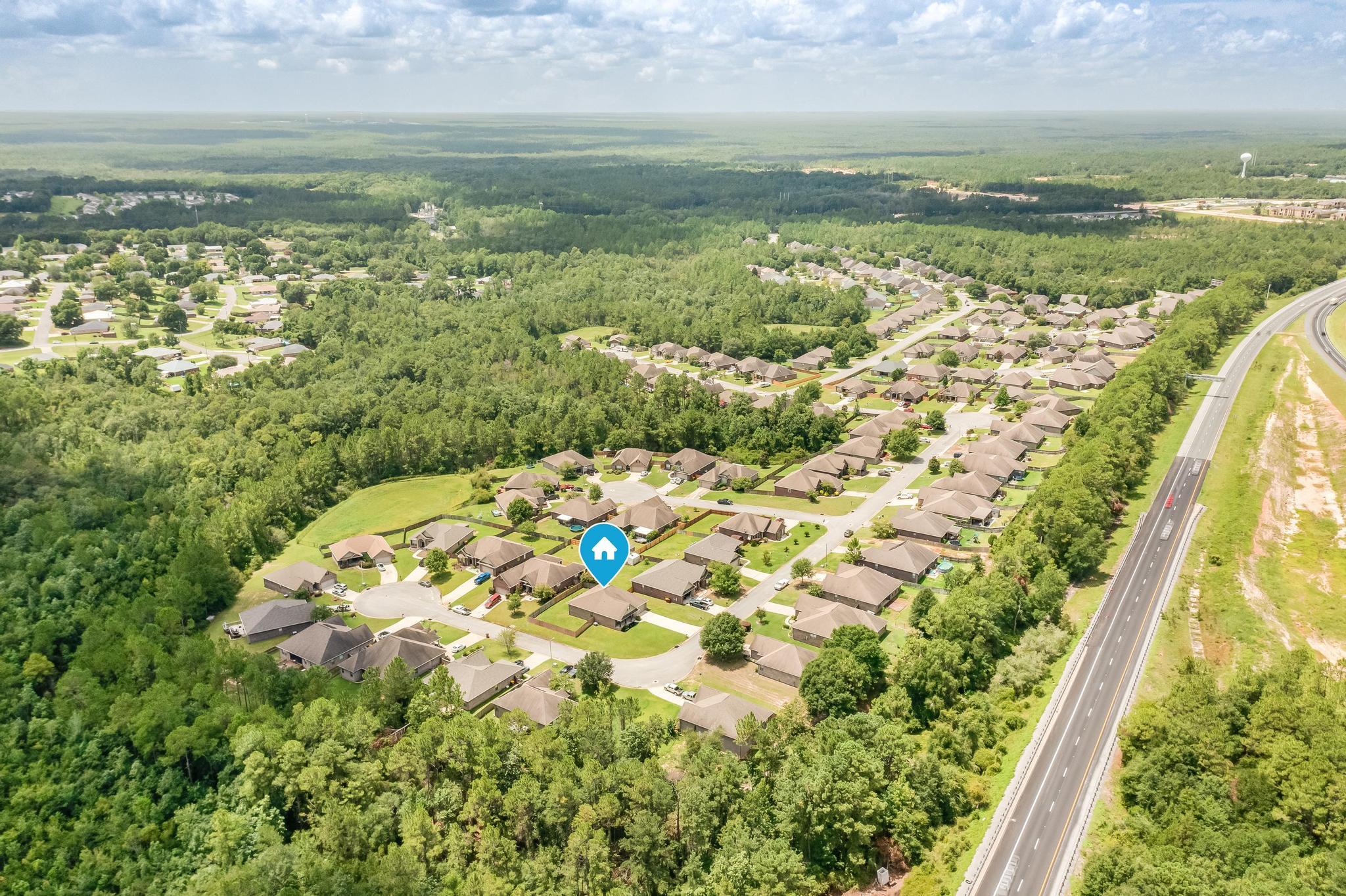 750 Lime Lane Crestview, FL 32536 - Photo 49 of 51 a view of an ocean view and city