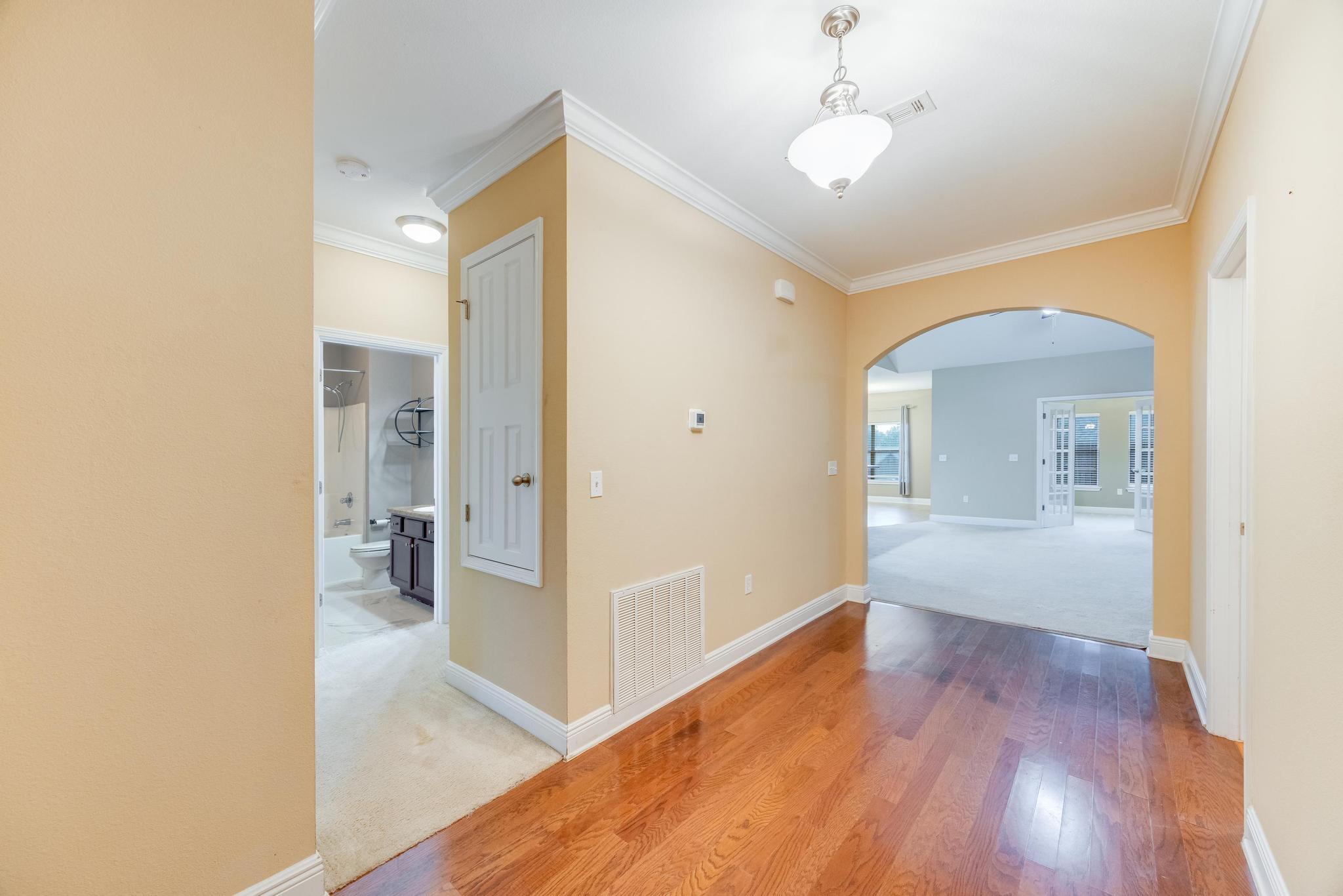 750 Lime Lane Crestview, FL 32536 - Photo 5 of 51 a view of livingroom with hardwood floor and a ceiling fan