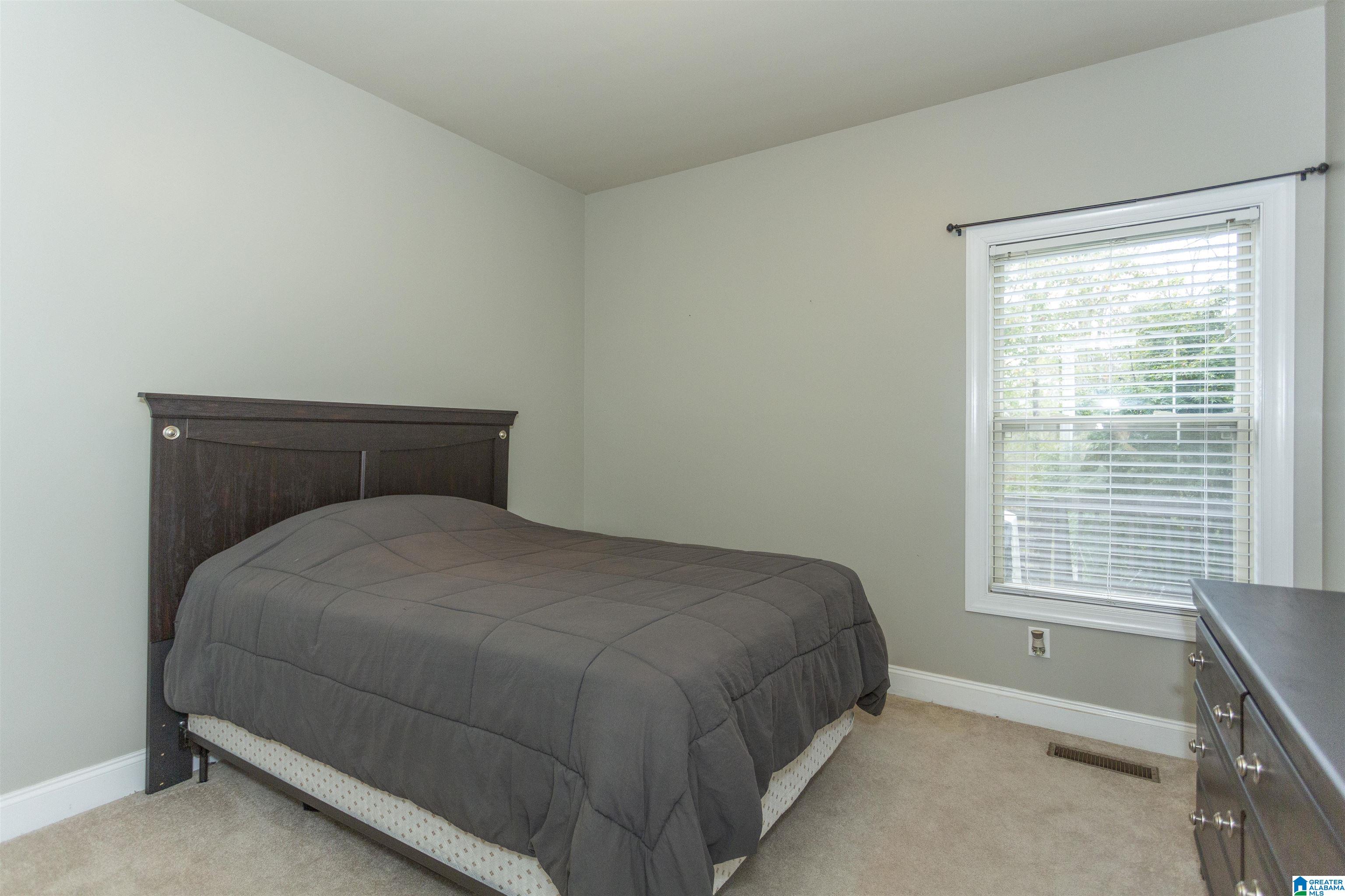 1864 Parc Ridge Circle Warrior, AL 35180 - Photo 9 of 39