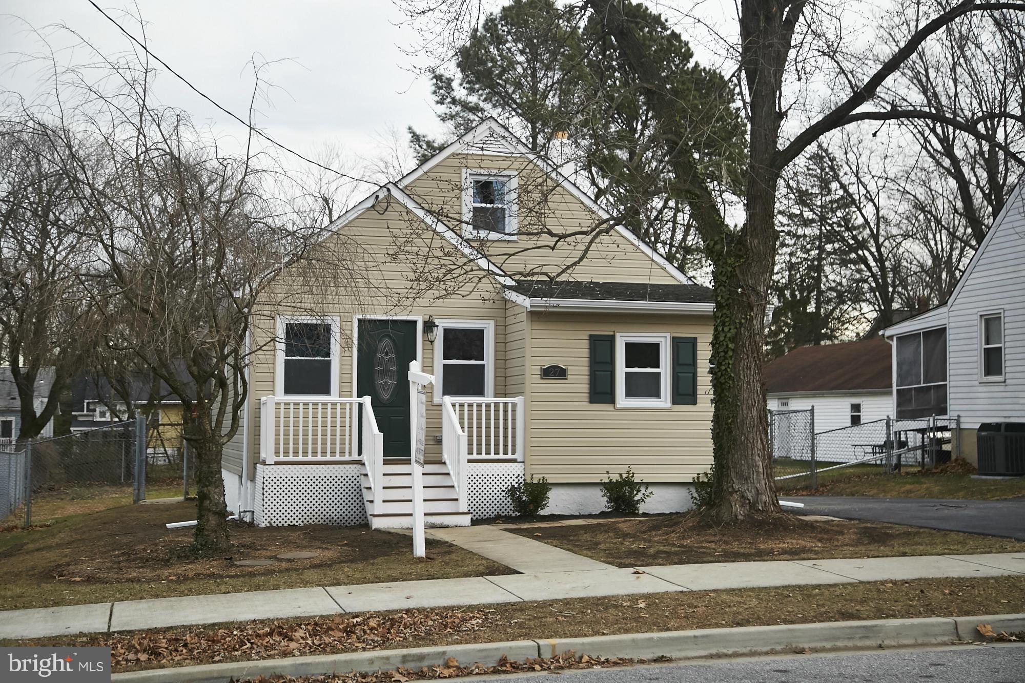 27 Mansion Road Linthicum Heights, MD 21090 - Photo 2 of 10 Exterior (Front)