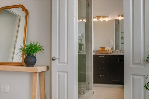 $439,000 | 2100 North Fitzhugh Avenue, Unit H, Dallas, TX 75204