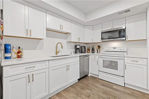 $198,000 | 3236 Henderson Mill Road, Unit 1, Chamblee, GA 30341