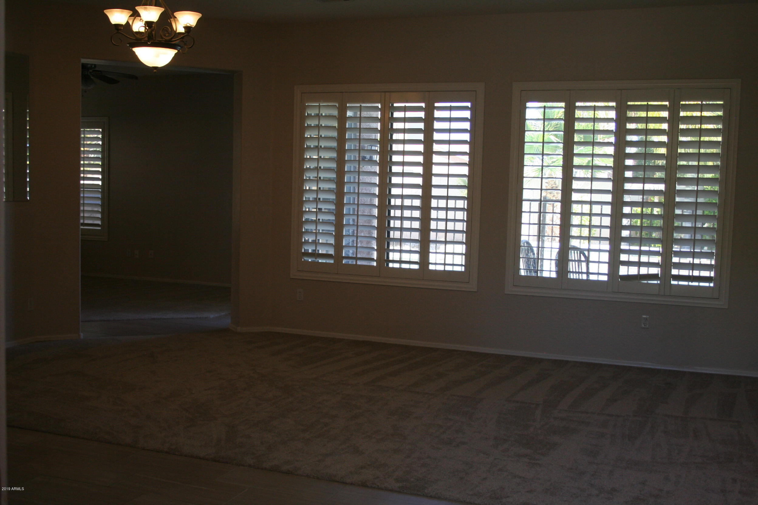1805 South Morrison Lane Gilbert, AZ 85295 - Photo 3 of 19 IMG_4627
