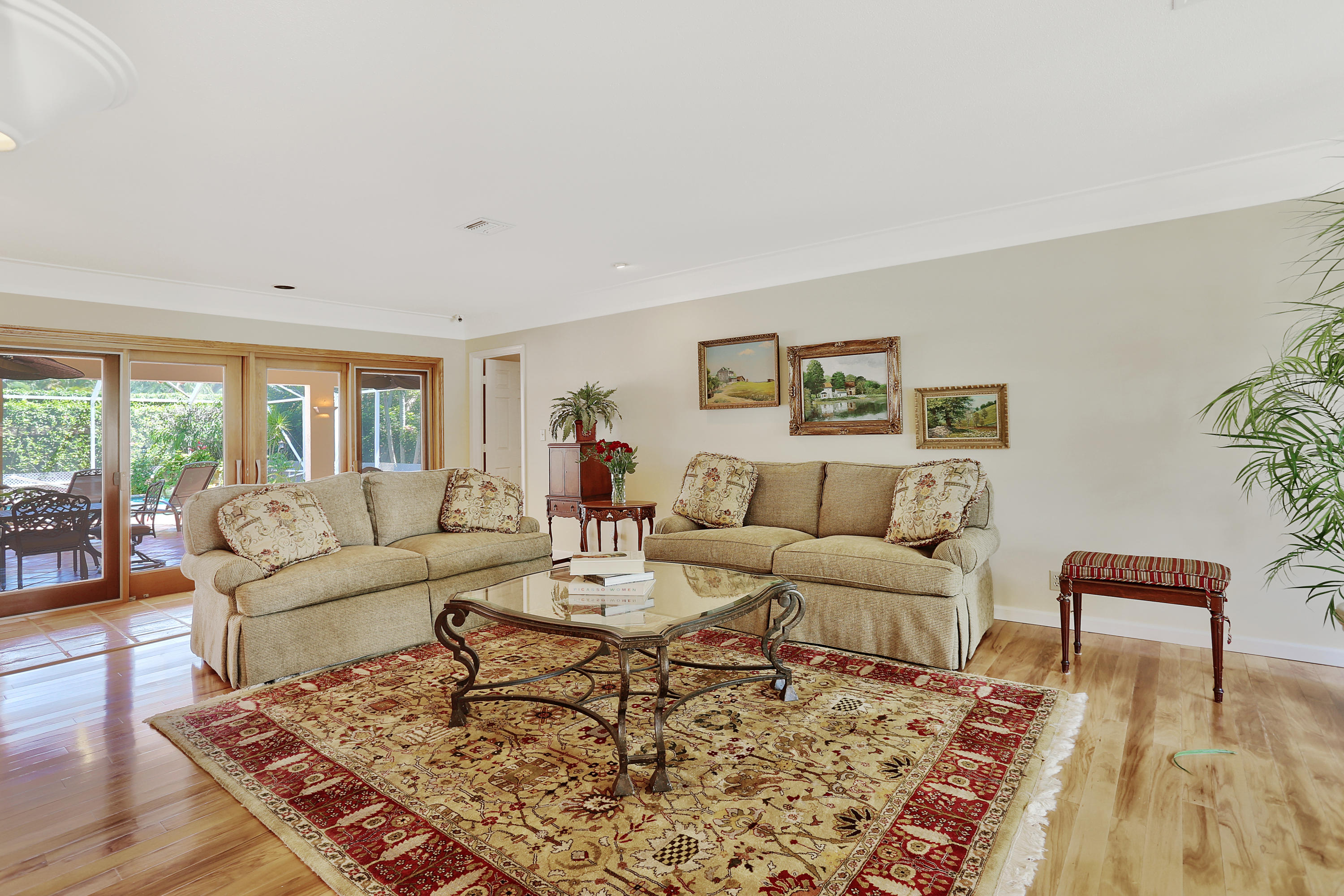 6857 Entrada Place Boca Raton, FL 33433 - Photo 4 of 12 LIVING ROOM