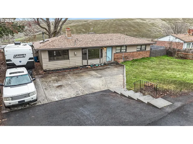 $319,000 | 11 Northeast Nelson Drive, Pendleton, OR 97801