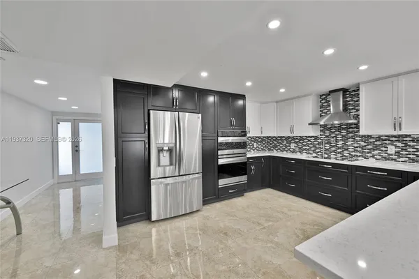 a view of entryway and hall