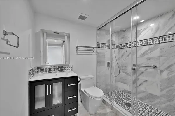 $1,500,000 | 310 Poinciana Island Drive, Unit 802, Sunny Isles Beach, FL 33160