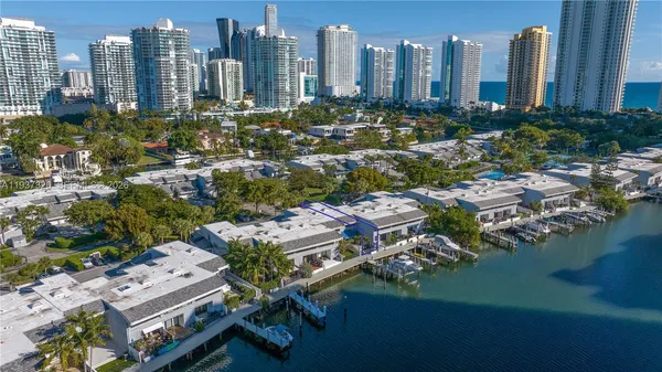 $1,500,000 | 310 Poinciana Island Drive, Unit 802, Sunny Isles Beach, FL 33160