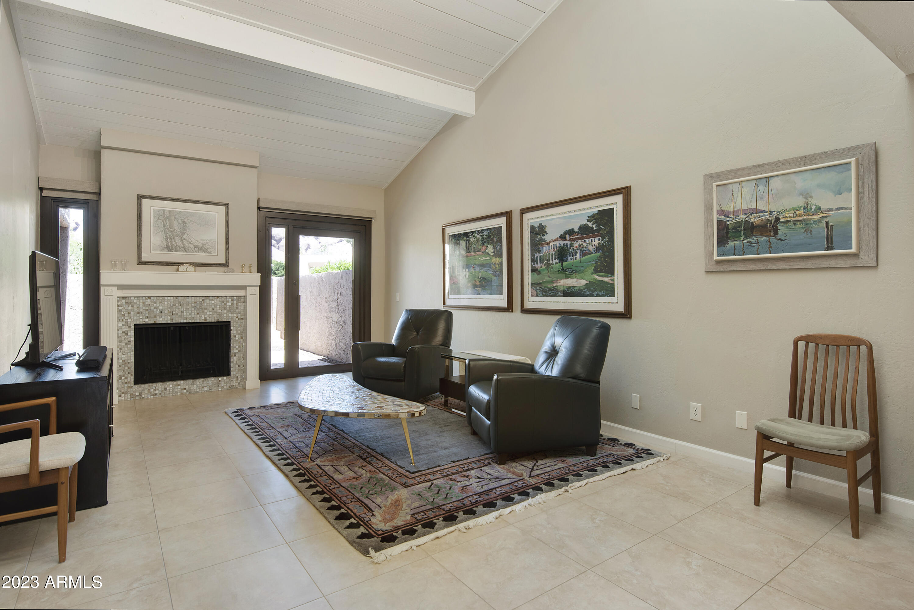4442 East Camelback Road, Unit 163 Phoenix, AZ 85018 - Photo 9 of 38 Living Room