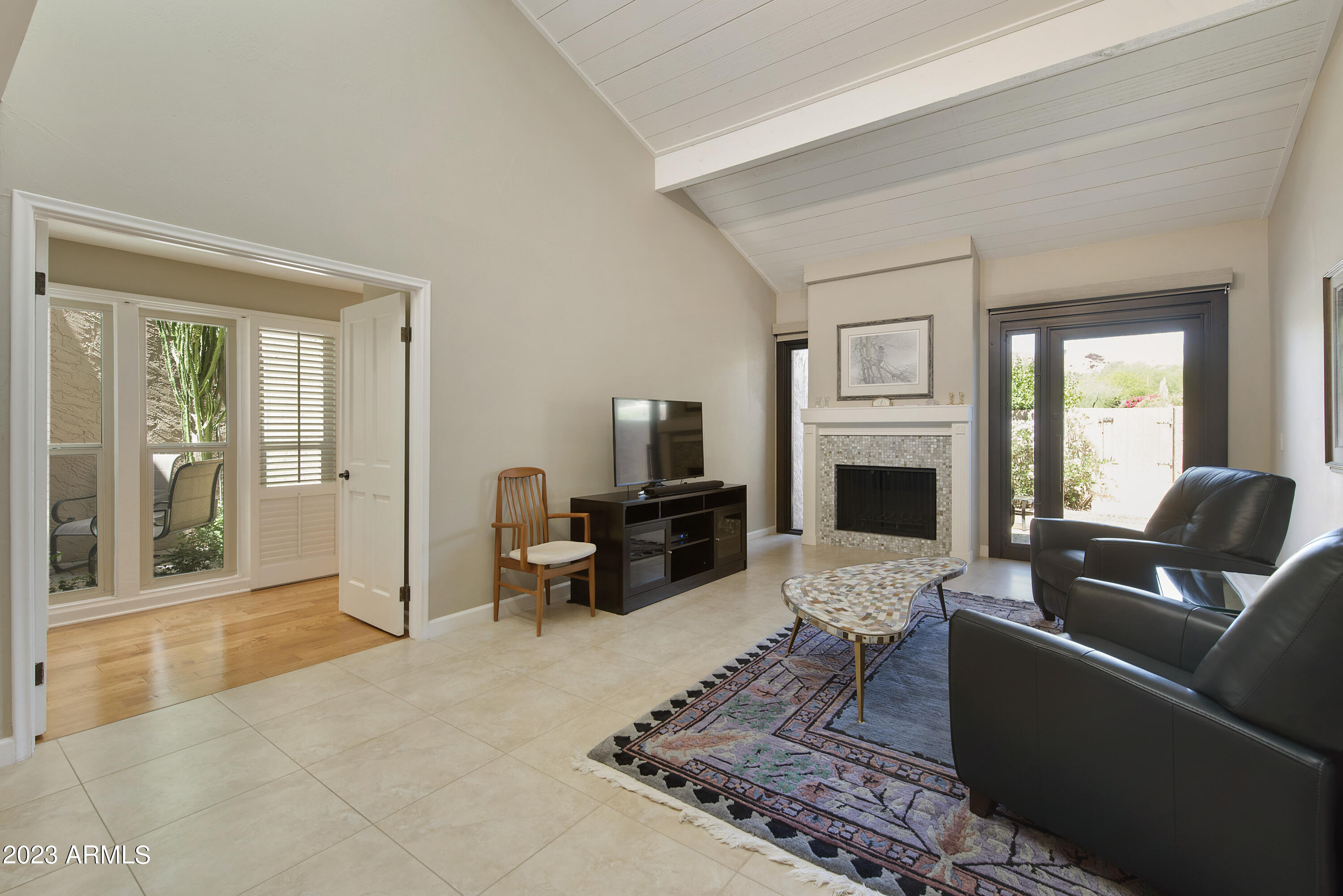 4442 East Camelback Road, Unit 163 Phoenix, AZ 85018 - Photo 10 of 38 Living Room