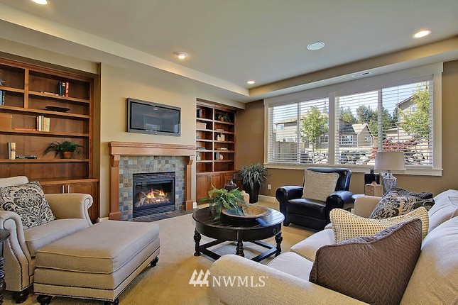 6112 Southeast 2nd Street Renton, WA 98059 - Photo 5 of 9