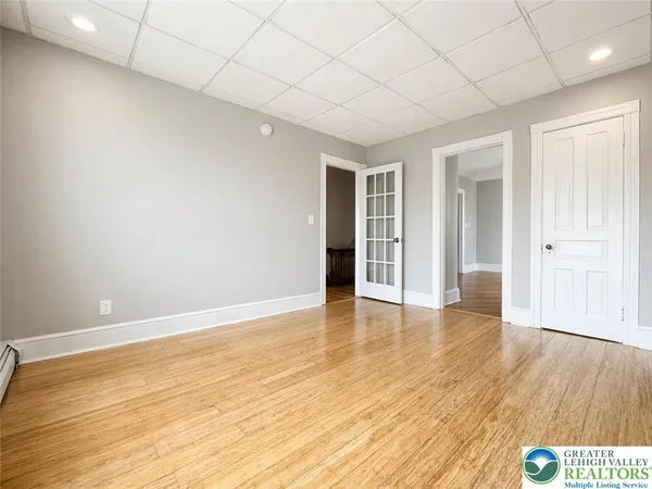 $2,350 | 909 Jackson Street, Unit 2, Easton, PA 18042