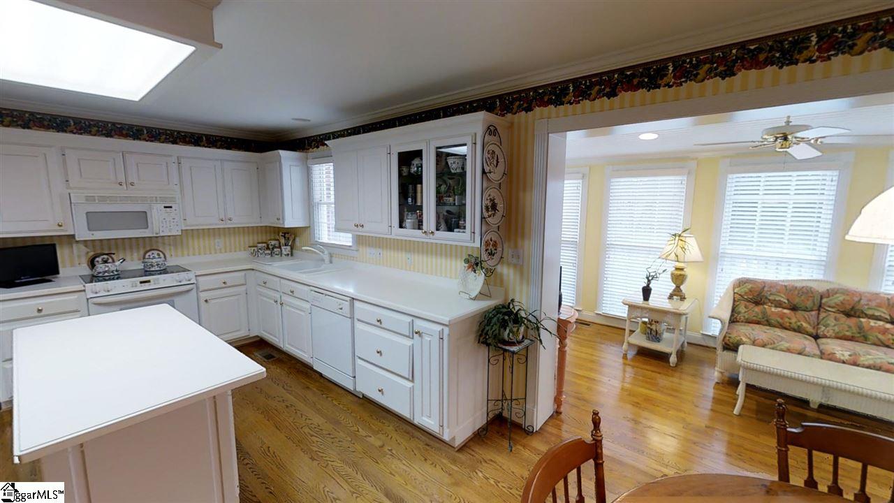 2 Foxfield Way Greer, SC 29651 - Photo 17 of 36