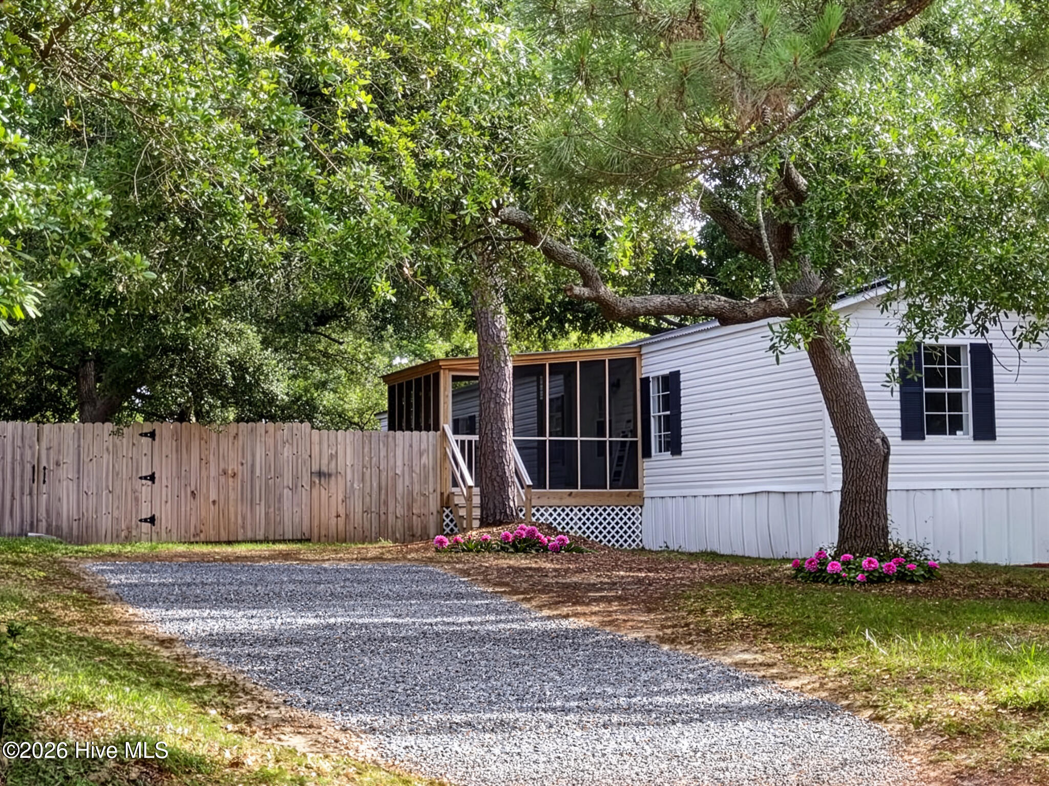 718 Shell Street Hampstead, NC 28443 - Photo 1 of 26 Front