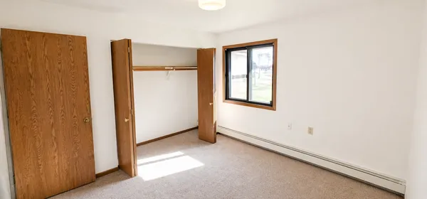 $615 | 16 Green River Road, Unit 202, Morris, MN 56267