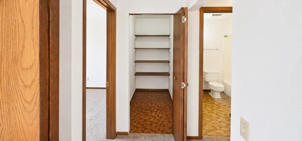 $615 | 16 Green River Road, Unit 202, Morris, MN 56267