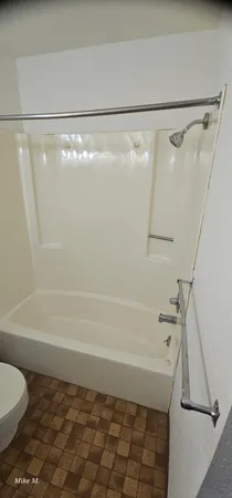 $615 | 16 Green River Road, Unit 202, Morris, MN 56267