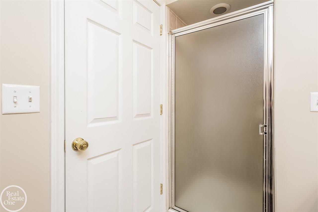 3635 Tremonte Circle Rochester, MI 48306 - Photo 20 of 38