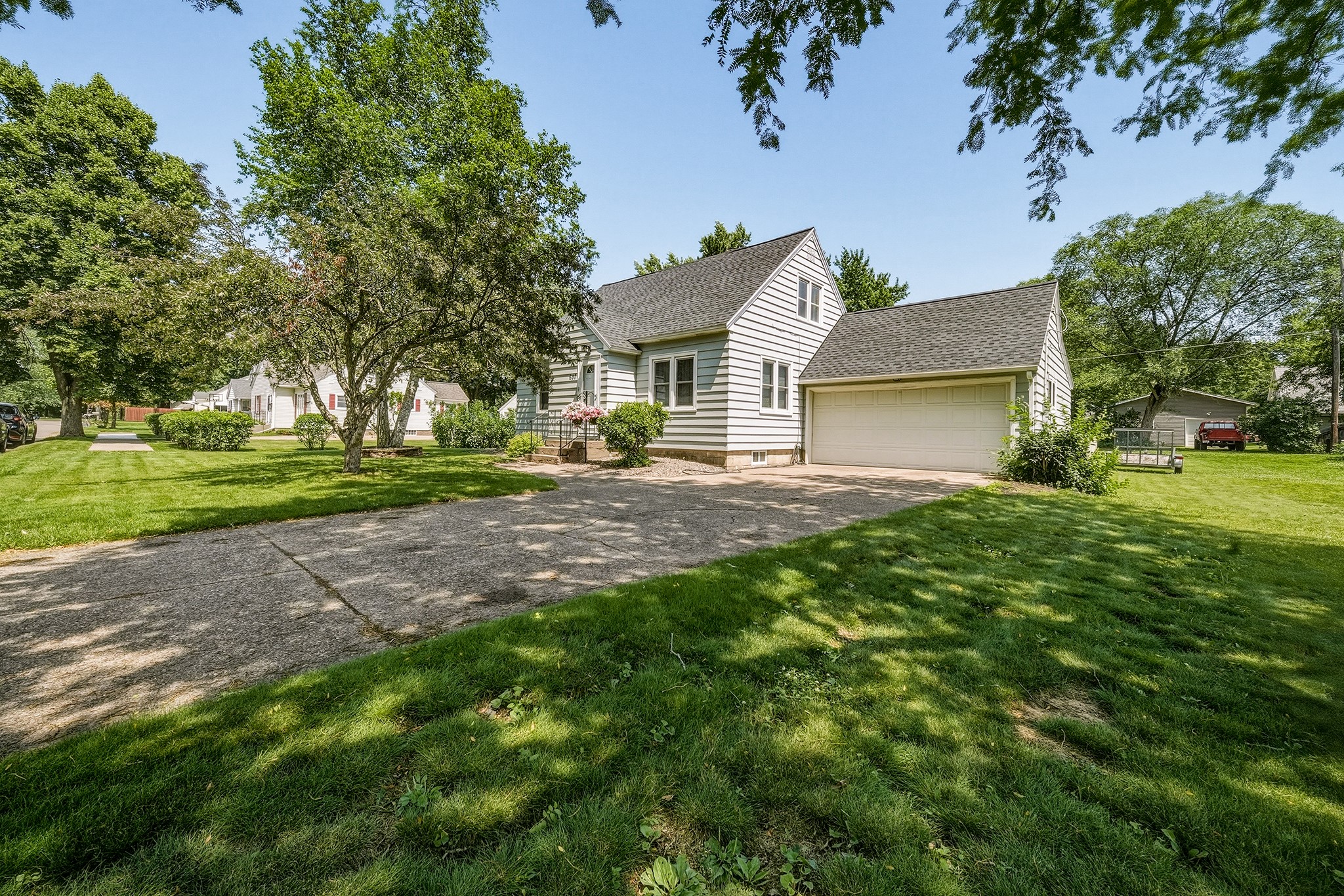 637 Harding Street Chippewa Falls, WI 54729 - Photo 5 of 39